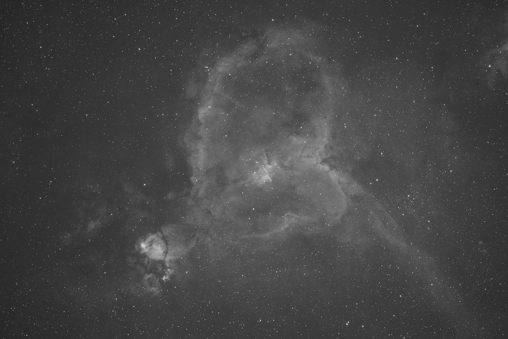HeartNebulaHalpha2400s.jpg
