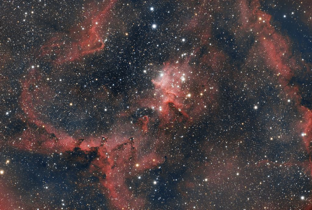 masterLight_BIN_1_6248x4176_EXPOSURE_180_00s_FILTER_NoFilter_RGB_autocrop_integration_autocrop_ABE_clone (nobxt).jpg