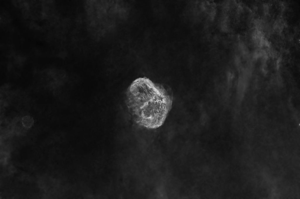 Crescent Oiii Luminosity.jpg