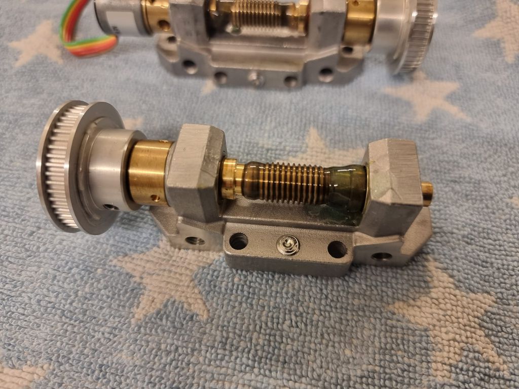 dec_worm_gear.jpg