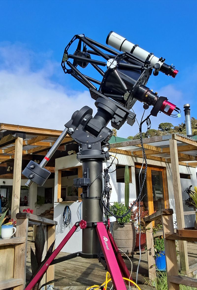RC10 Looking at the Sky..jpg