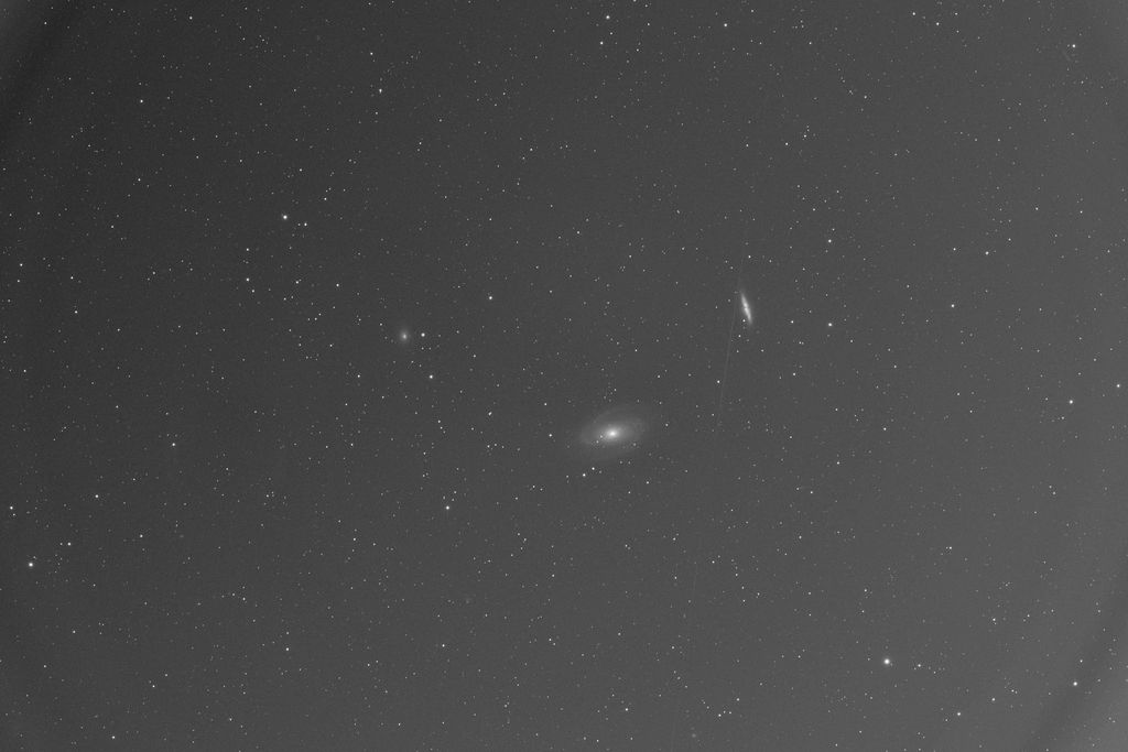 M81_LIGHT_2025-04-28_00-19-45_41.40_L_-10.00_300.00s_0003_c.jpg