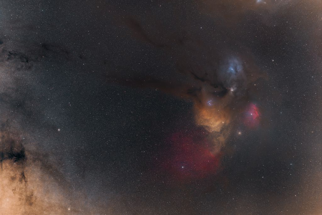Rho Ophiuchi final.jpg