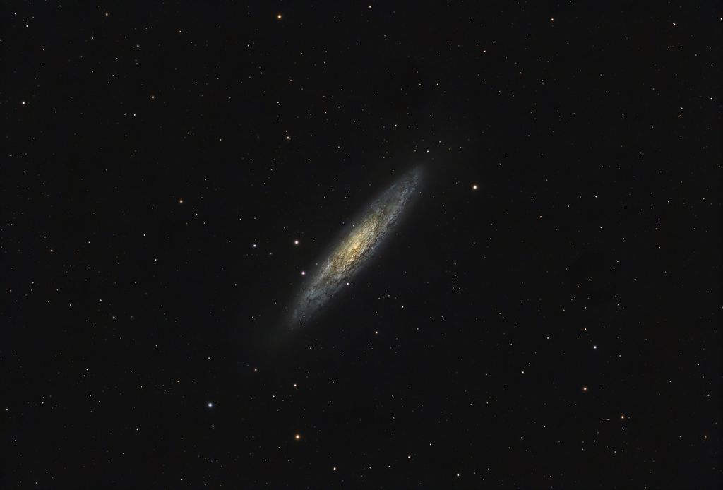 NGC-253_33x180s_RGB.jpg