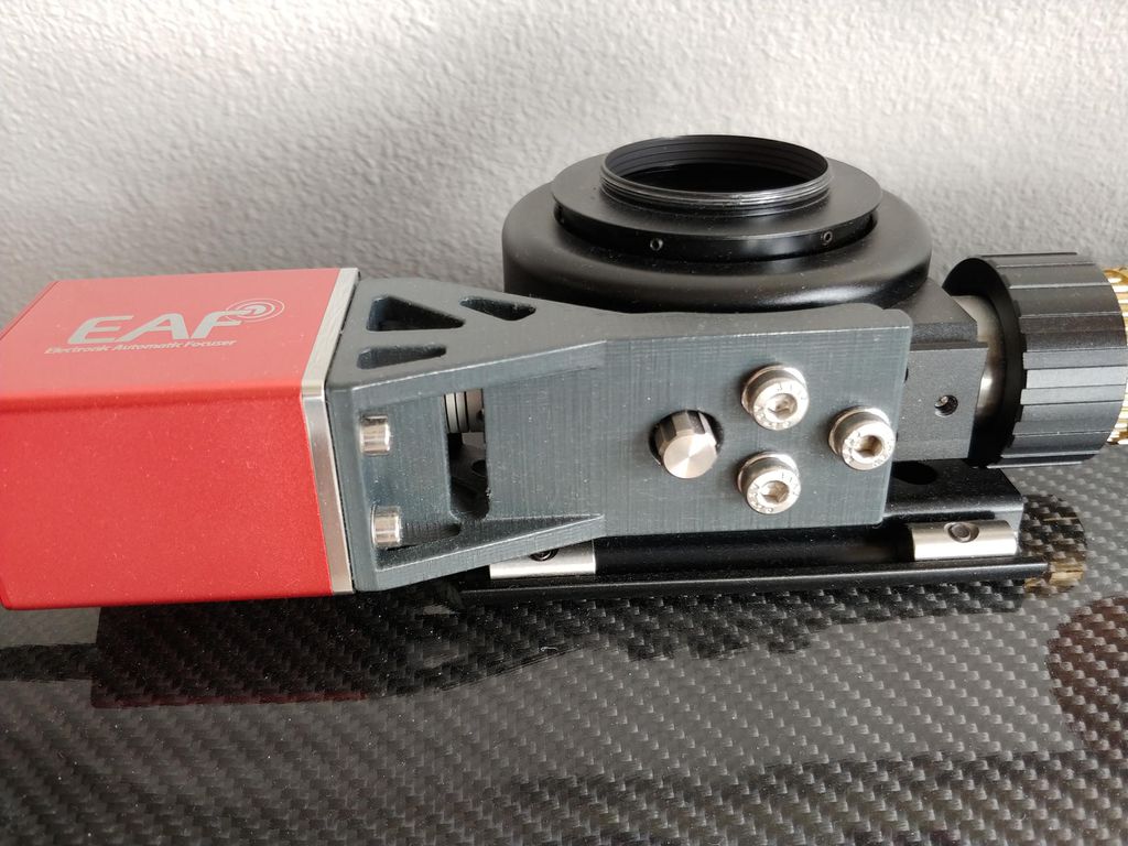 Baader Focuser threads.jpg