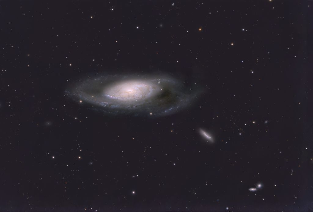 M106gradientcorrected.jpg