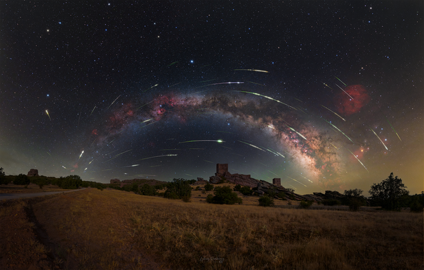 🌠 Perseids over Castillo de Zafra